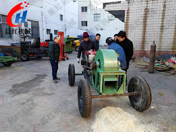 福建客戶(hù)來(lái)廠(chǎng)試機(jī)現(xiàn)場(chǎng)